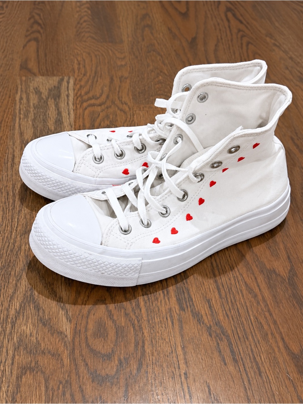 Converse Chuck Taylor All Star Lift Love Hearts White High Top Sneakers 8.5